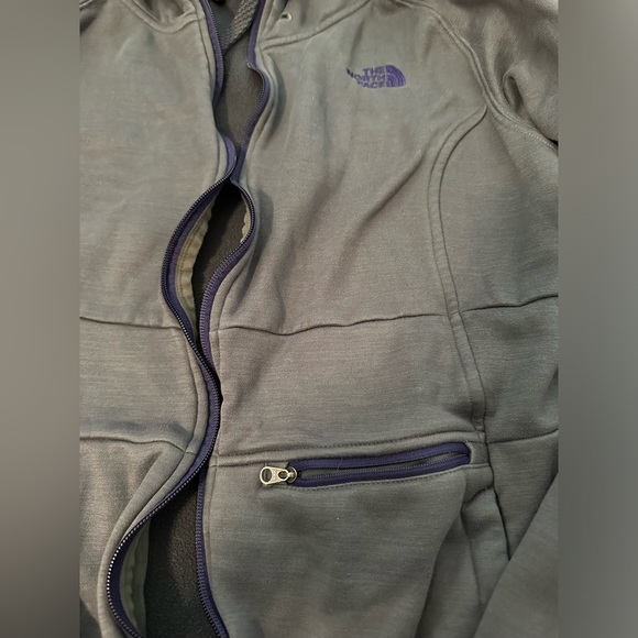 The North Face Green and Purple Sweater Zip Up - Picture 7 of 7
